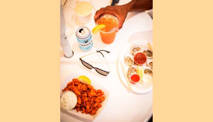 The Clam Bar Introduces New Weekday Happy Hour!